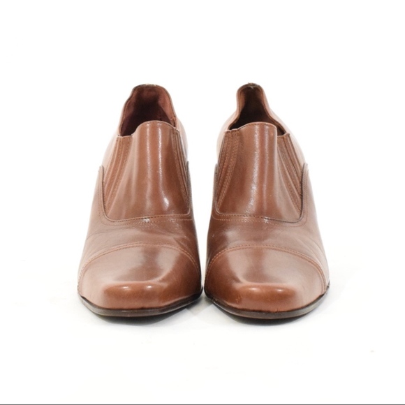 ❌SOLD❌Coach Saddle Brown Leather Ankle Booties - Picture 3 of 8